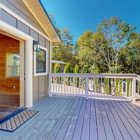 Whiskey Barrel Retreat Villa Сивиървил Екстериор снимка